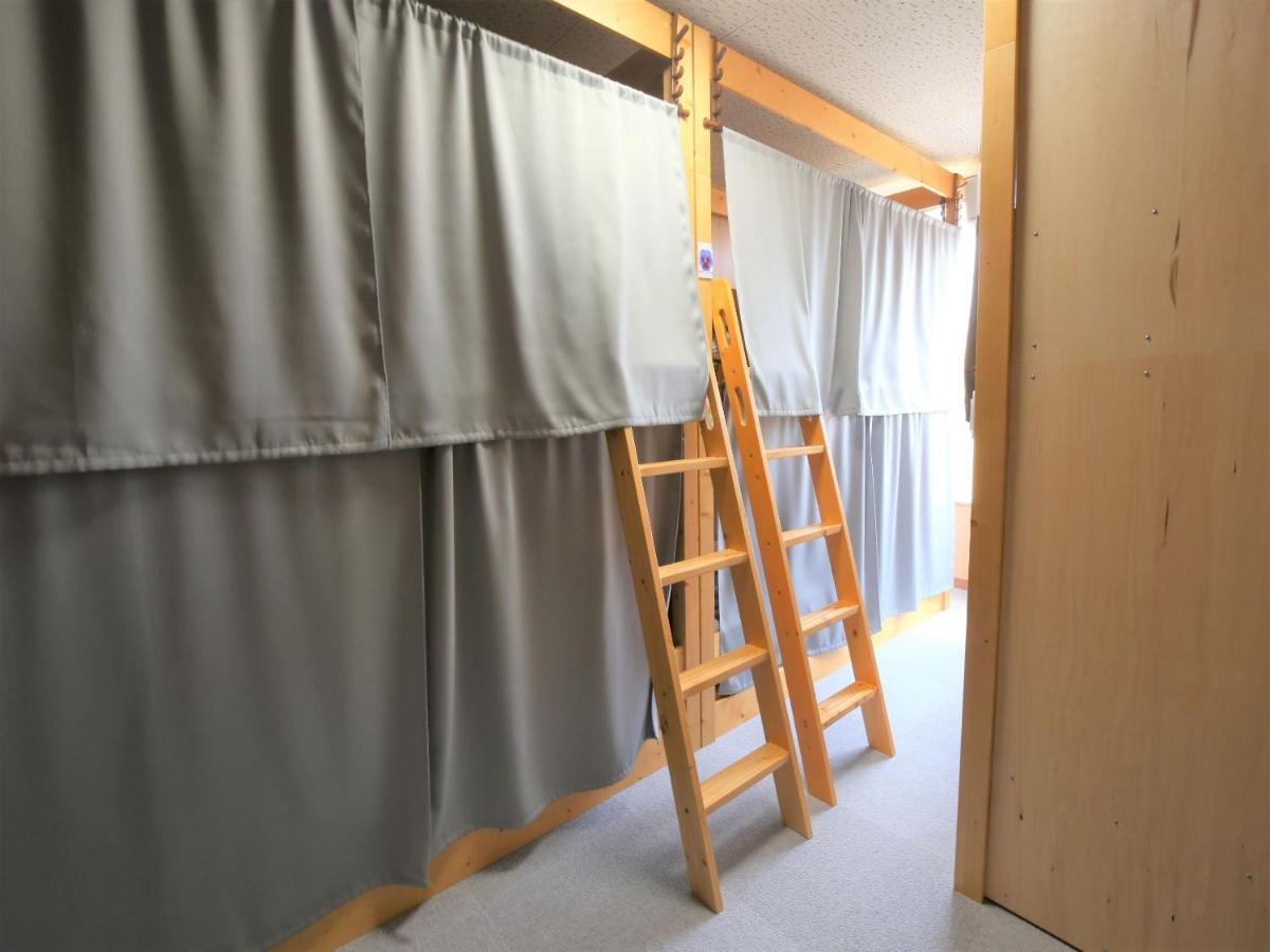 Hostel J Culture168 Тойонака Екстериор снимка